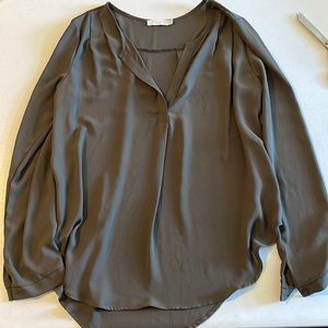 Lush green v neck blouse